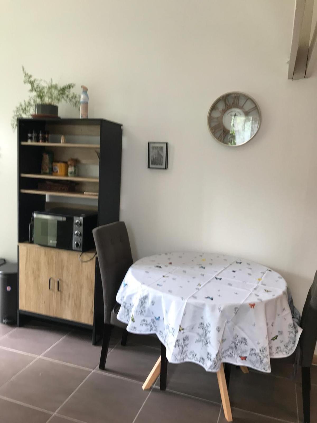 Maisonnette Au Calme Gennevilliers Exterior photo